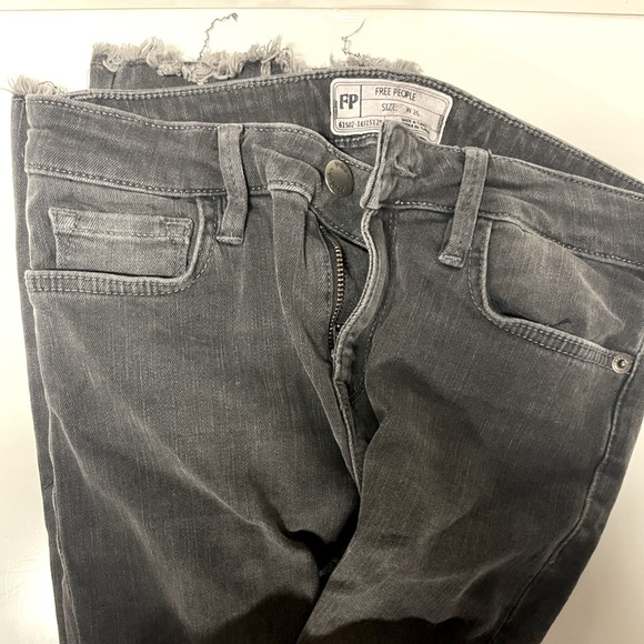 Free People Denim - Free People straight mid rise jeans, faded black, Size W 26, distressed ankles
